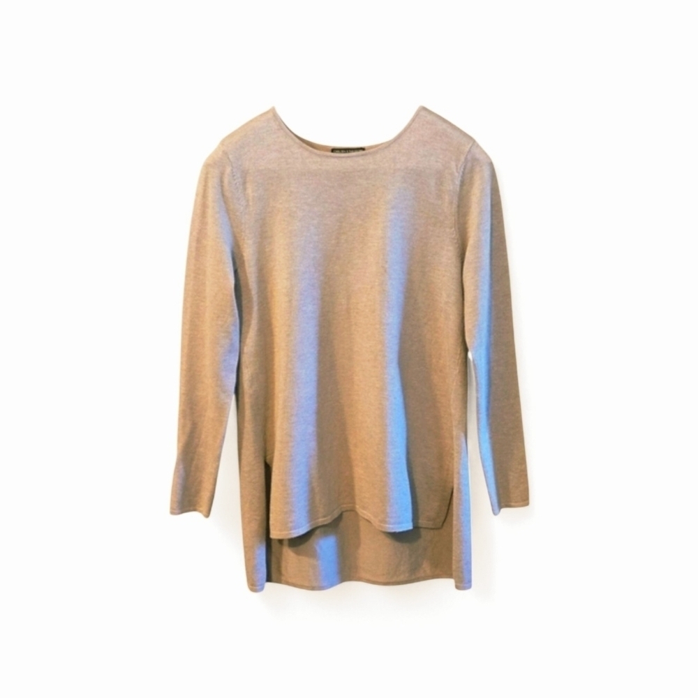 Chelsea & Theodore Women's M Tan Long Sleeve Pullover Sweater Top Hi-Lo Hem